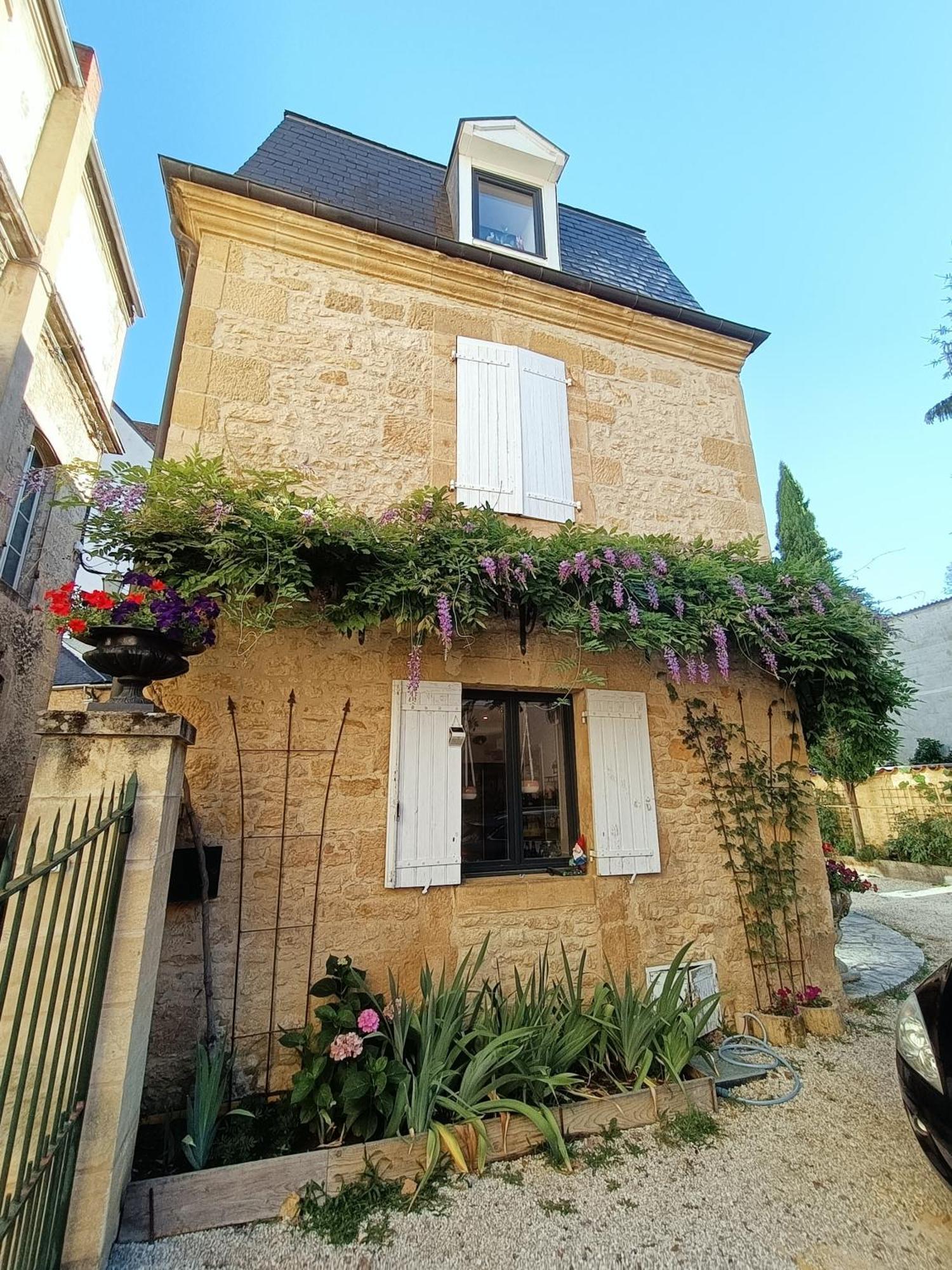 Les Chambres D'Hotes Chez Alisa Et Daniel Sarlat-la-Caneda Exterior photo